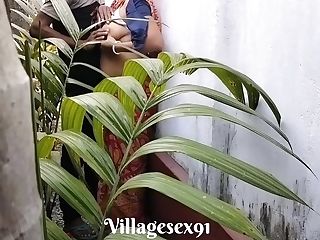 Mansion Garden Clining Time Intercourse A Bengali Wifey With Saree In Outdoor ( Official Movie By Villagesex91)